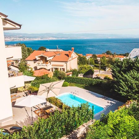 Panoramic Apartment Sea View And Pool Opatija Ичичи Экстерьер фото