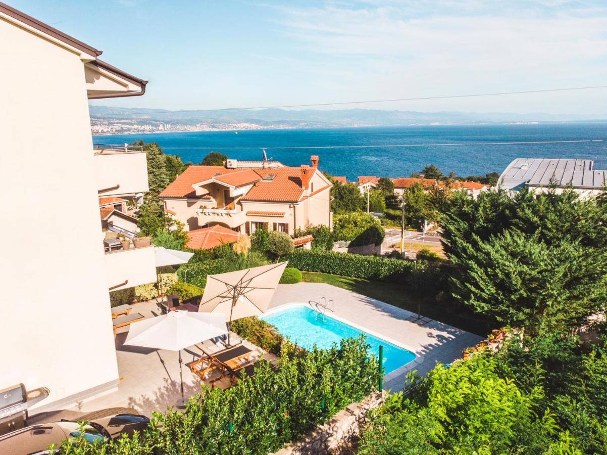 Panoramic Apartment Sea View And Pool Opatija Ичичи Экстерьер фото