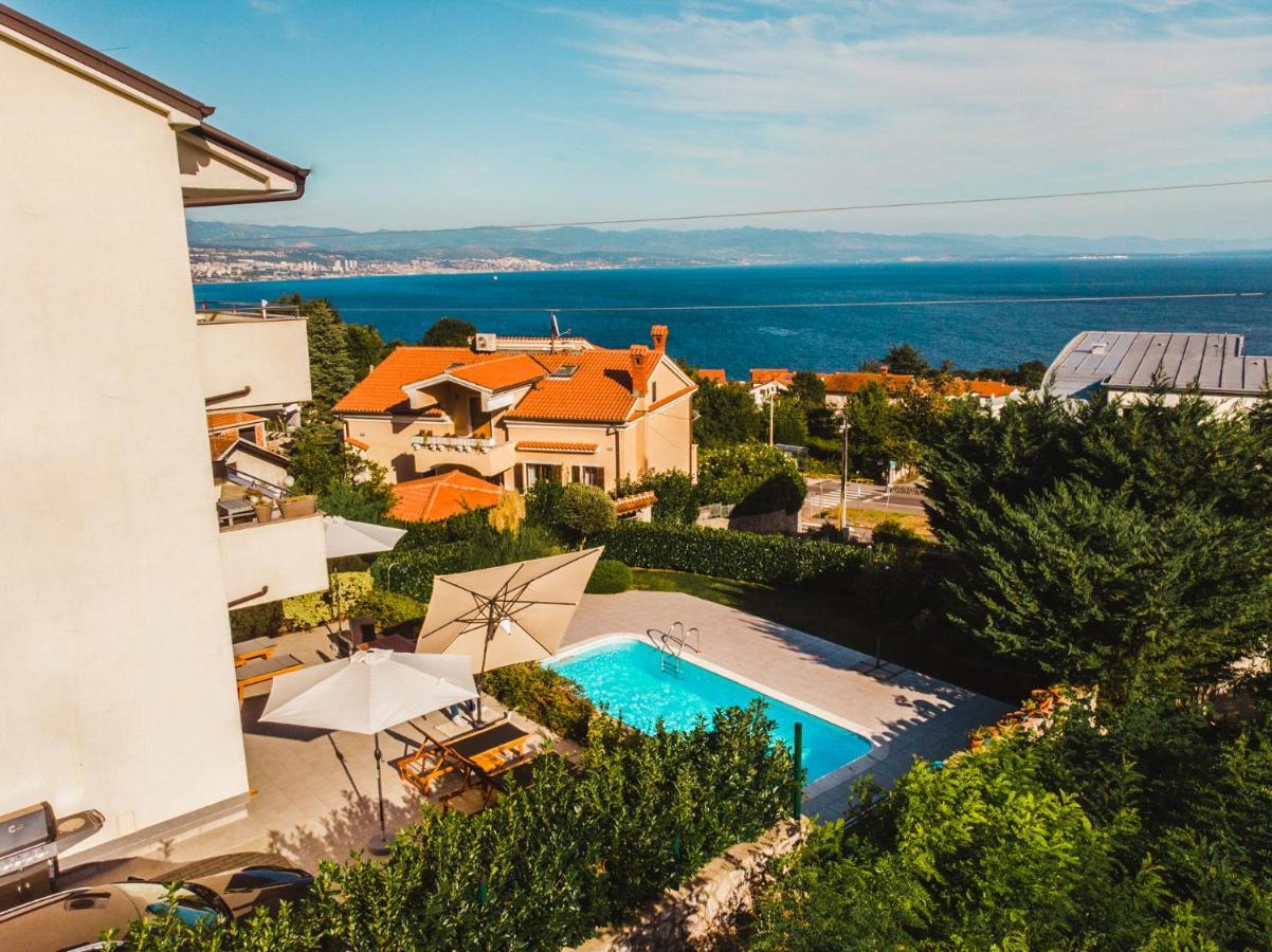 Panoramic Apartment Sea View And Pool Opatija Ичичи Экстерьер фото